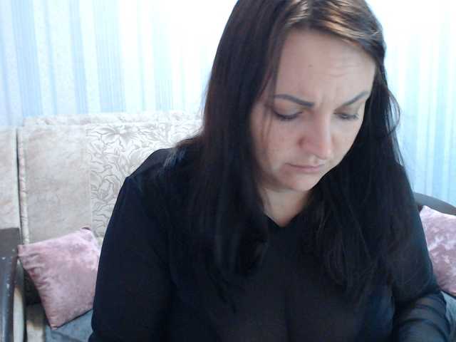 Live sex webcam photo for AngelinaCute #290708695