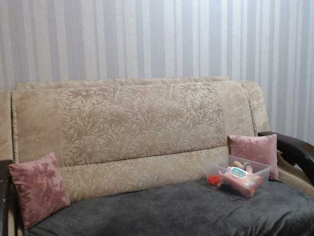 Live sex webcam photo for AngelinaCute #290776896