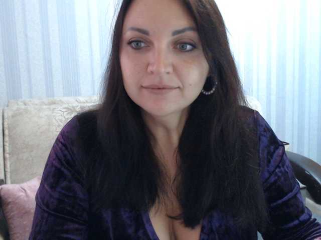 Live sex webcam photo for AngelinaCute #291135602