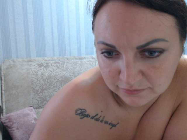 Live sex webcam photo for AngelinaCute #291172824