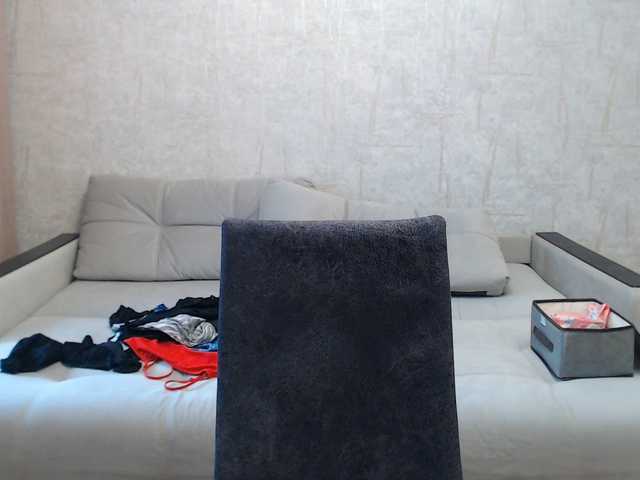 Live sex webcam photo for AngelinaCute #291279130