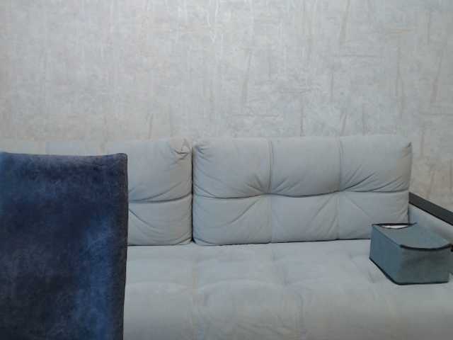 Live sex webcam photo for AngelinaCute #291330871