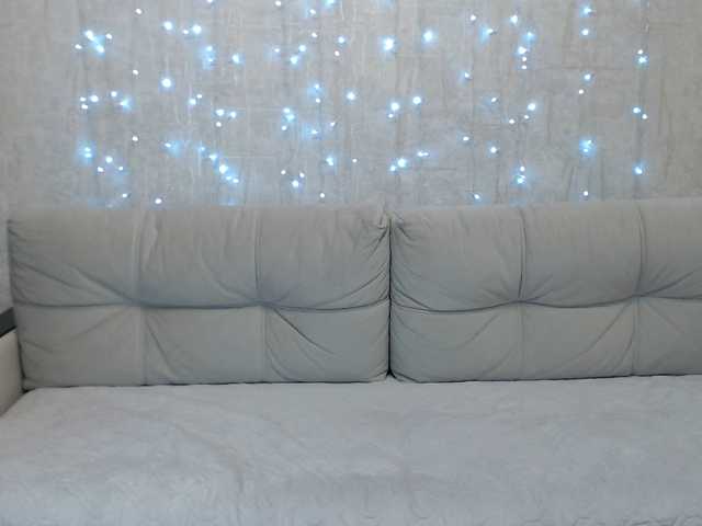 Live sex webcam photo for AngelinaCute #292176428