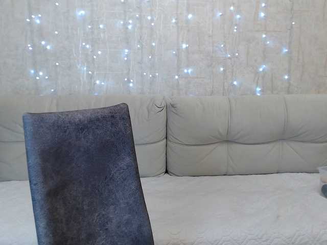 Live sex webcam photo for AngelinaCute #292402019