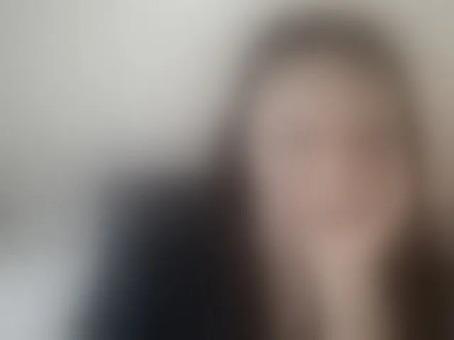 Live sex webcam photo for AngelinaCute #293943431
