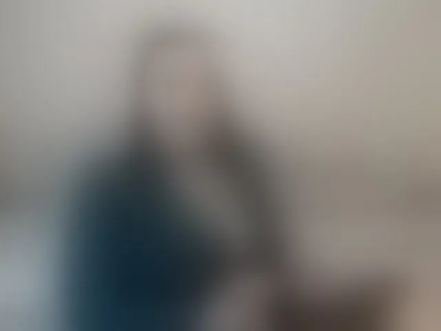 Live sex webcam photo for AngelinaCute #294067060