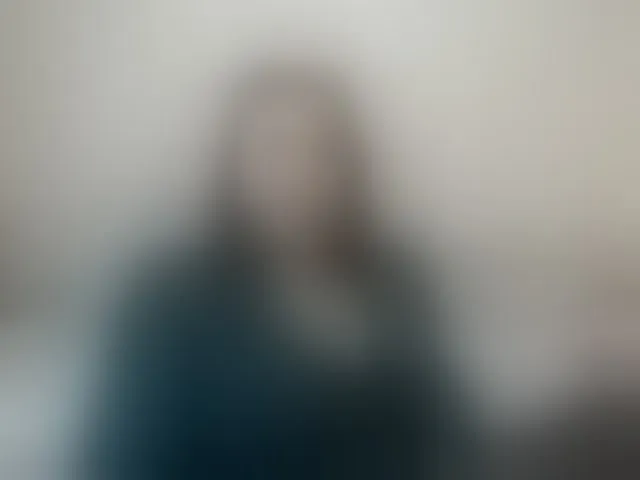 Live sex webcam photo for AngelinaCute #294085547