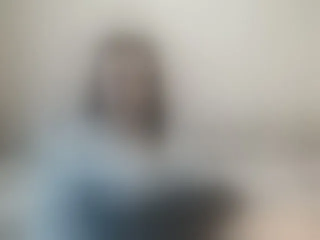 Live sex webcam photo for AngelinaCute #294115867