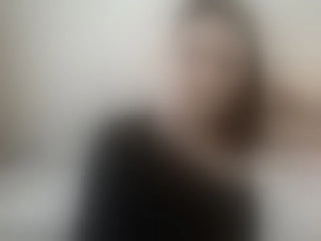 Live sex webcam photo for AngelinaCute #294200792