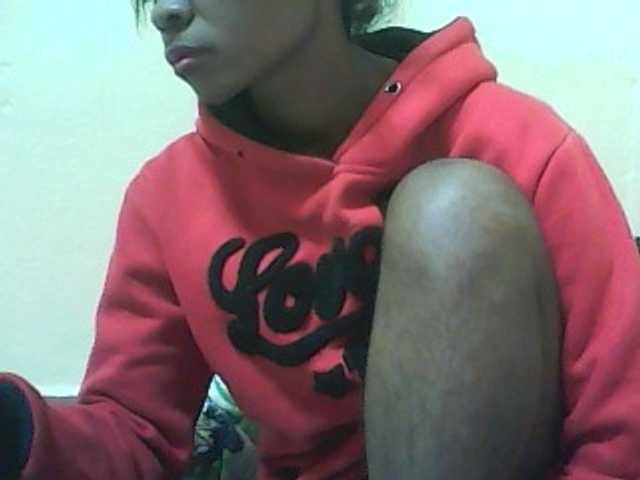 Live sex webcam photo for Angelinah75 #273066356