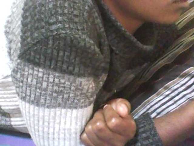 Live sex webcam photo for Angelinah75 #273636302