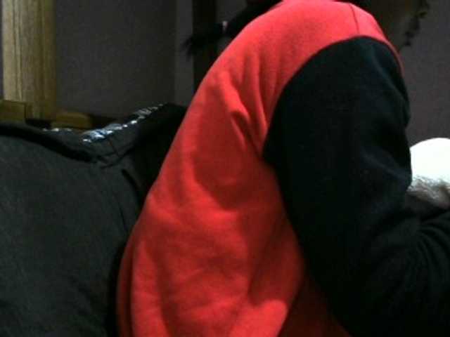 Live sex webcam photo for Angelinah75 #278102325