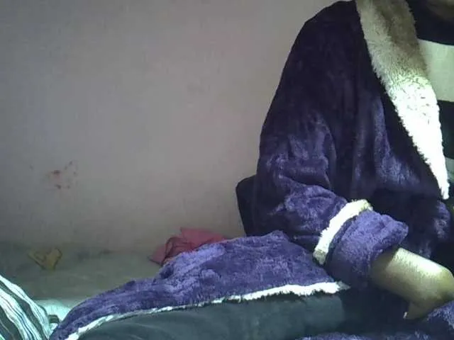 Live sex webcam photo for Angelinah75 #291161650