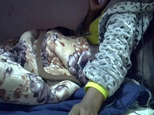 Live sex webcam photo for Angelinah75 #291687896