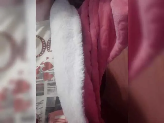 Live sex webcam photo for Angelinamik #290268860