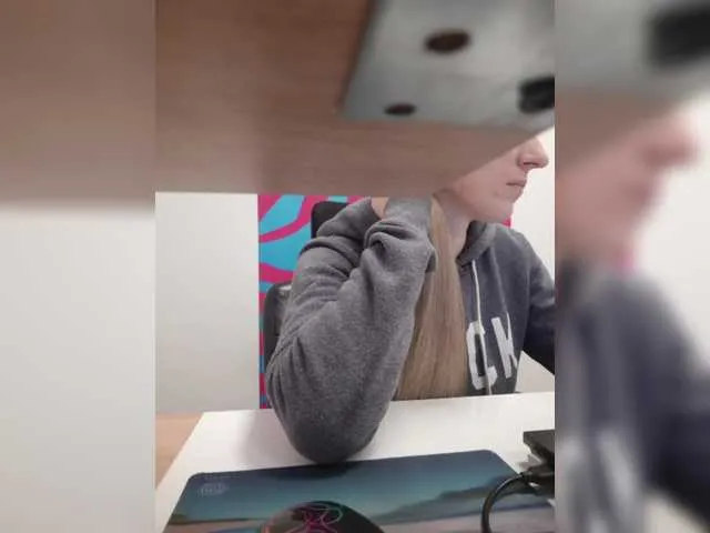 Live sex webcam photo for Angelinamik #291013708