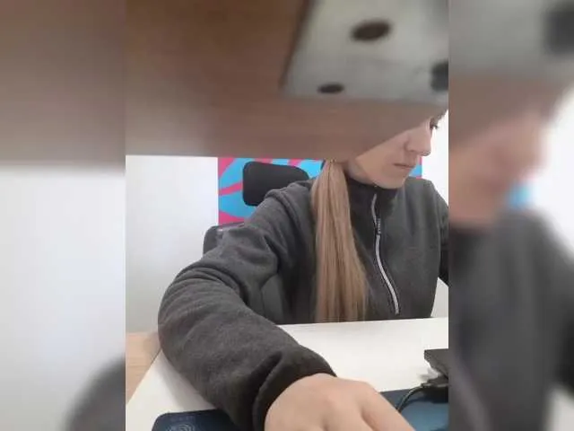 Live sex webcam photo for Angelinamik #291124634