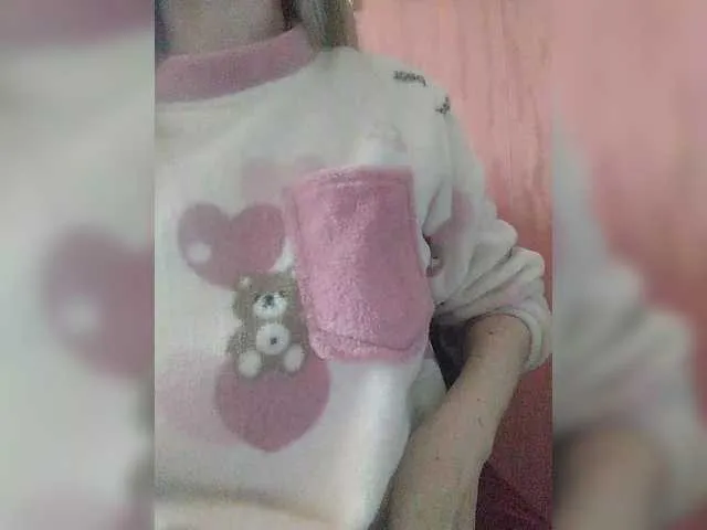 Live sex webcam photo for Angelinamik #291138602