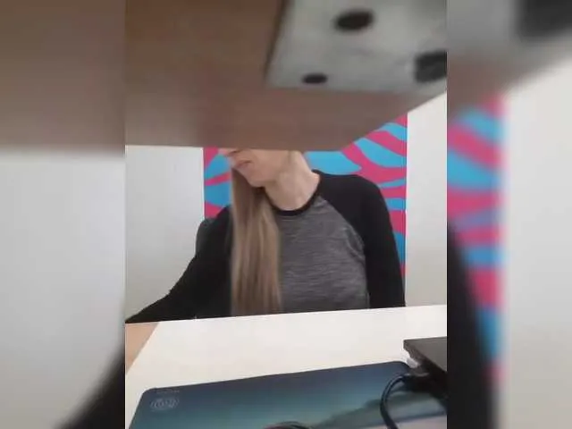 Live sex webcam photo for Angelinamik #291204827