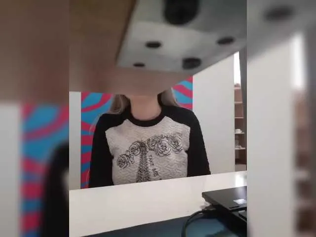 Live sex webcam photo for Angelinamik #291223829