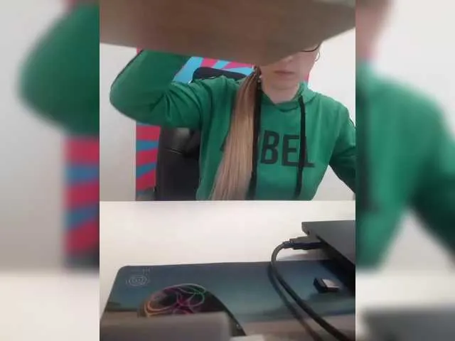 Live sex webcam photo for Angelinamik #291445521