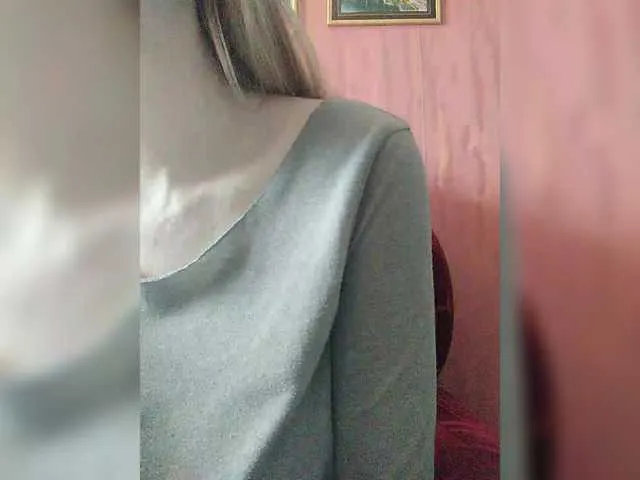 Live sex webcam photo for Angelinamik #291464755