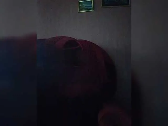 Live sex webcam photo for Angelinamik #292247691