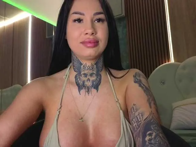Live sex webcam photo for AngellBlackX #293317183