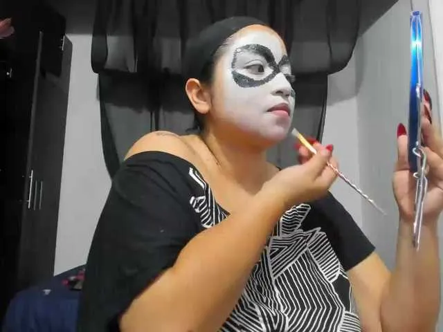 Live sex webcam photo for Angelrobertss #276637966