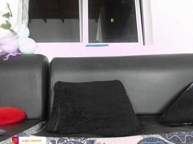 Live sex webcam photo for Angelrobertss #277474573