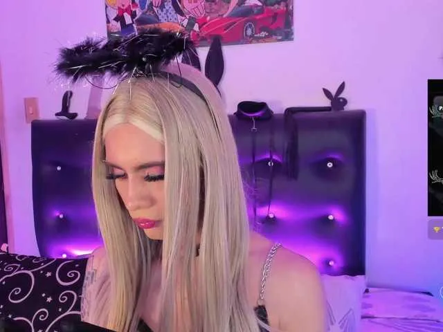 Live sex webcam photo for AngelsJones #292177502