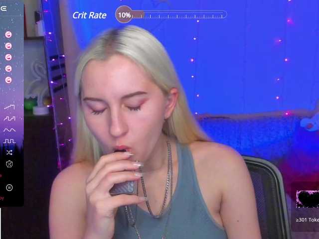 Live sex webcam photo for AngelsTaisss #276822183