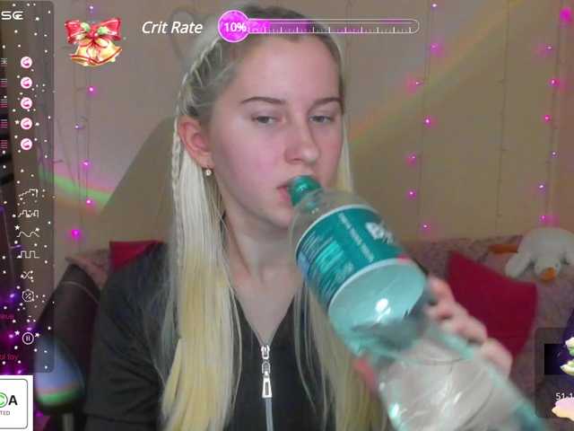 Live sex webcam photo for AngelsTaisss #276992267