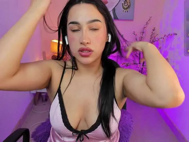 Live sex webcam photo for Angelvicky #290728720
