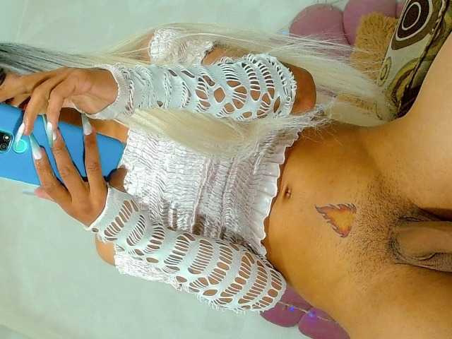 Live sex webcam photo for Angelysexy #278143214