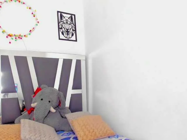 Live sex webcam photo for Anghelina1 #274258633