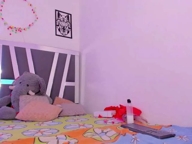 Live sex webcam photo for Anghelina1 #274412710