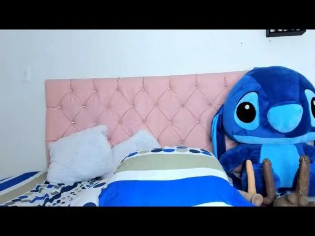 Live sex webcam photo for AngieCandy #290001608