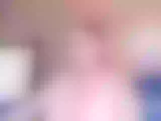 Live sex webcam photo for AngieMature #290404288