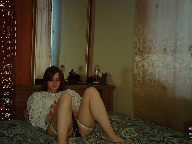 Live sex webcam photo for Angrboda #277388150