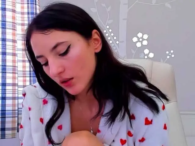 Live sex webcam photo for AniaGraya #290446064