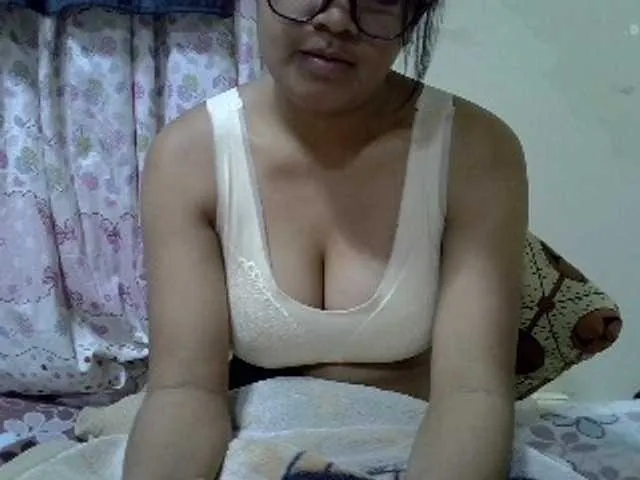 Live sex webcam photo for Anialove #274404466