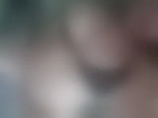 Live sex webcam photo for Anika93 #176135196