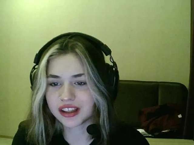 Live sex webcam photo for Ankoji #276894279