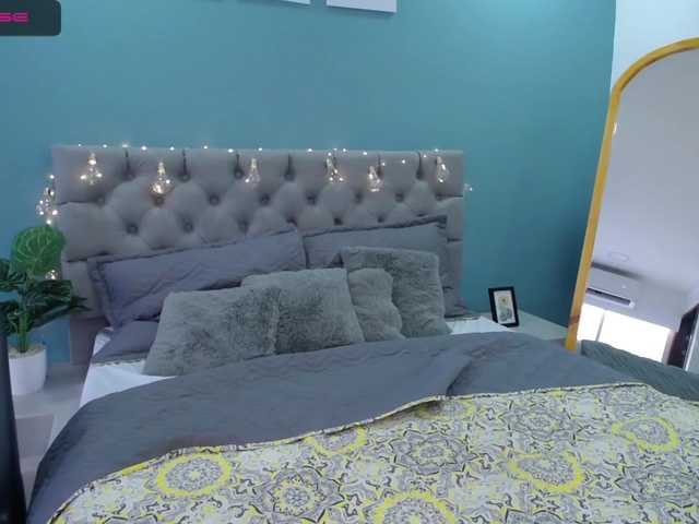 Live sex webcam photo for Anna-Covey #273486837