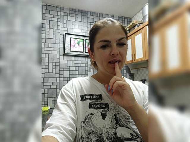 Live sex webcam photo for Anna25- #276545896