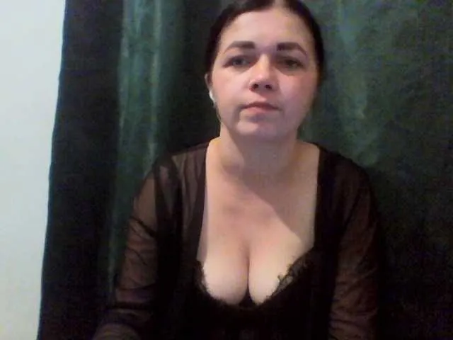 Live sex webcam photo for Anna332245 #294228509
