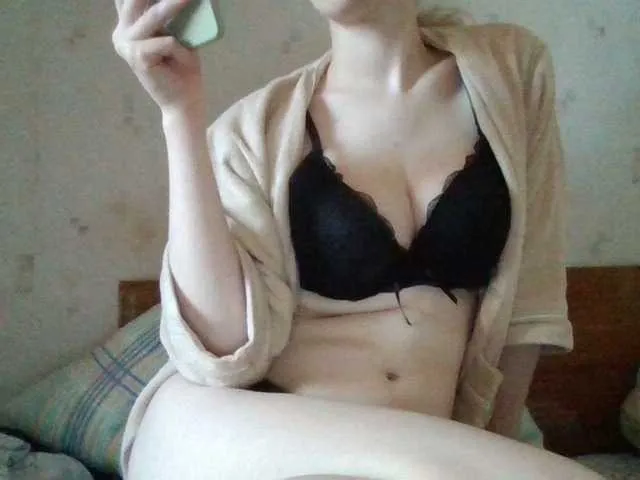 Live sex webcam photo for Anna6991 #278030457