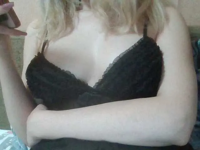 Live sex webcam photo for Anna6991 #293723799