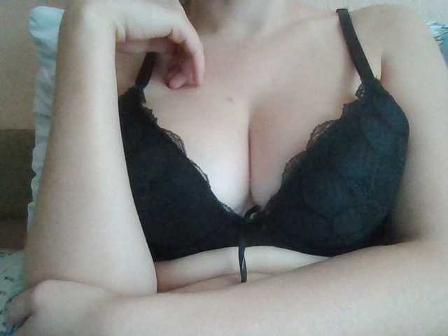 Live sex webcam photo for Anna6991 #294094958